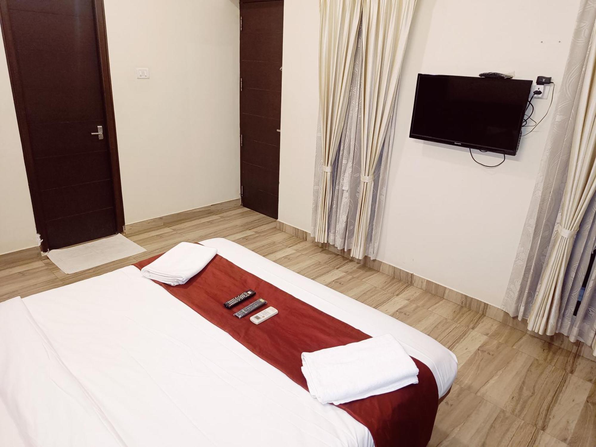 Hotel Marys Arcade ثانجافور المظهر الخارجي الصورة